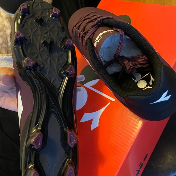 Womens soccer cleats - Picture 5 of 7